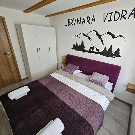 Brvnara Vidra * פאלה